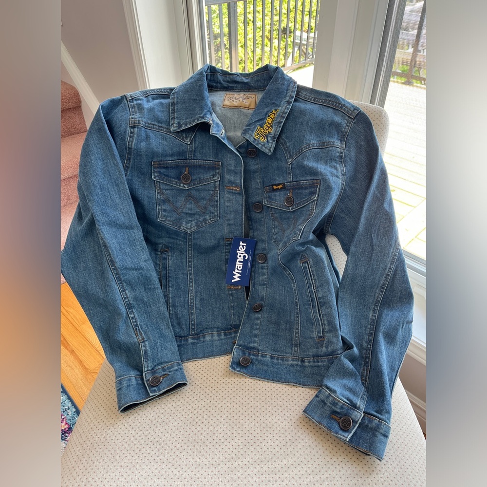 Wrangler Jean Jacket New with Tag